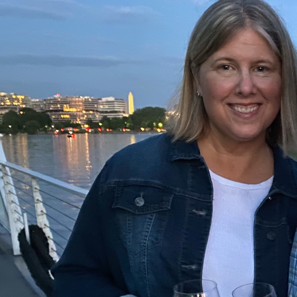 Meet your Posher, Sara